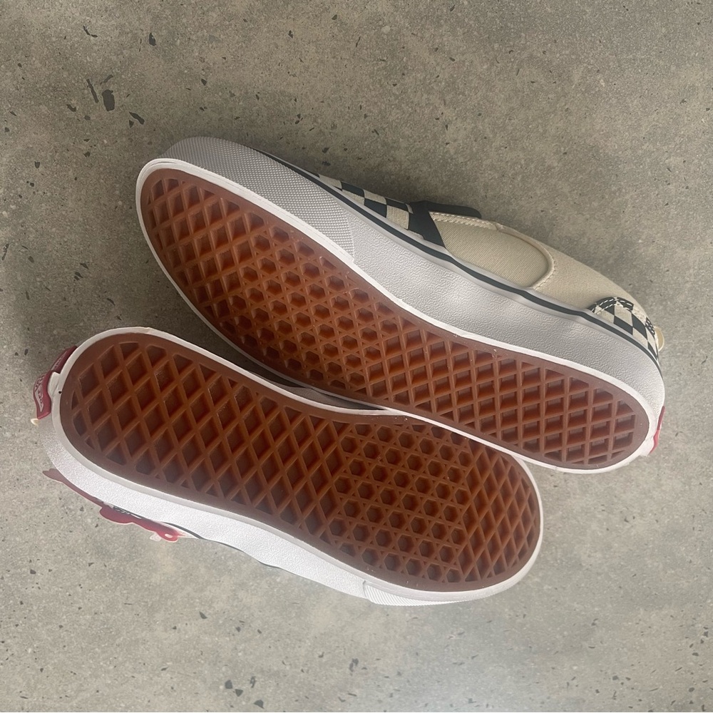 💫NWT💫 KIDS Asher slip on Checkerboard Vans size 4 - Picture 4 of 5